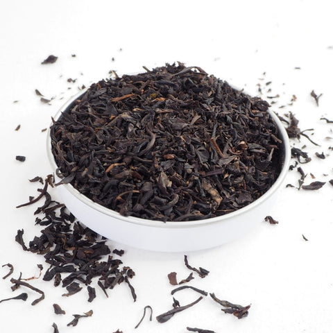Chocolate Tea from Teaspoon Tea Co is a black loose leaf tea flavoured with chocolate.  The tea leaves are large and multi-tonal with shades of Black to dark brown.  This is flavoured tea
