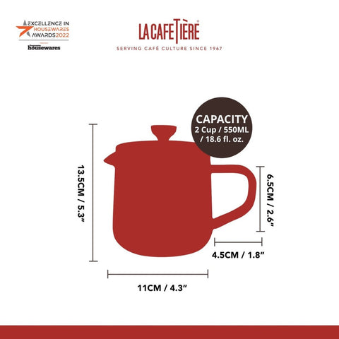 Red mug with dimensions and capacity details on a white background, featuring La Cafétière branding.